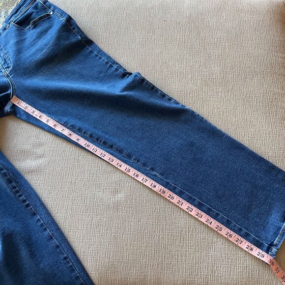 Universal Standard high waist straight jeans, size L - Picture 8 of 8